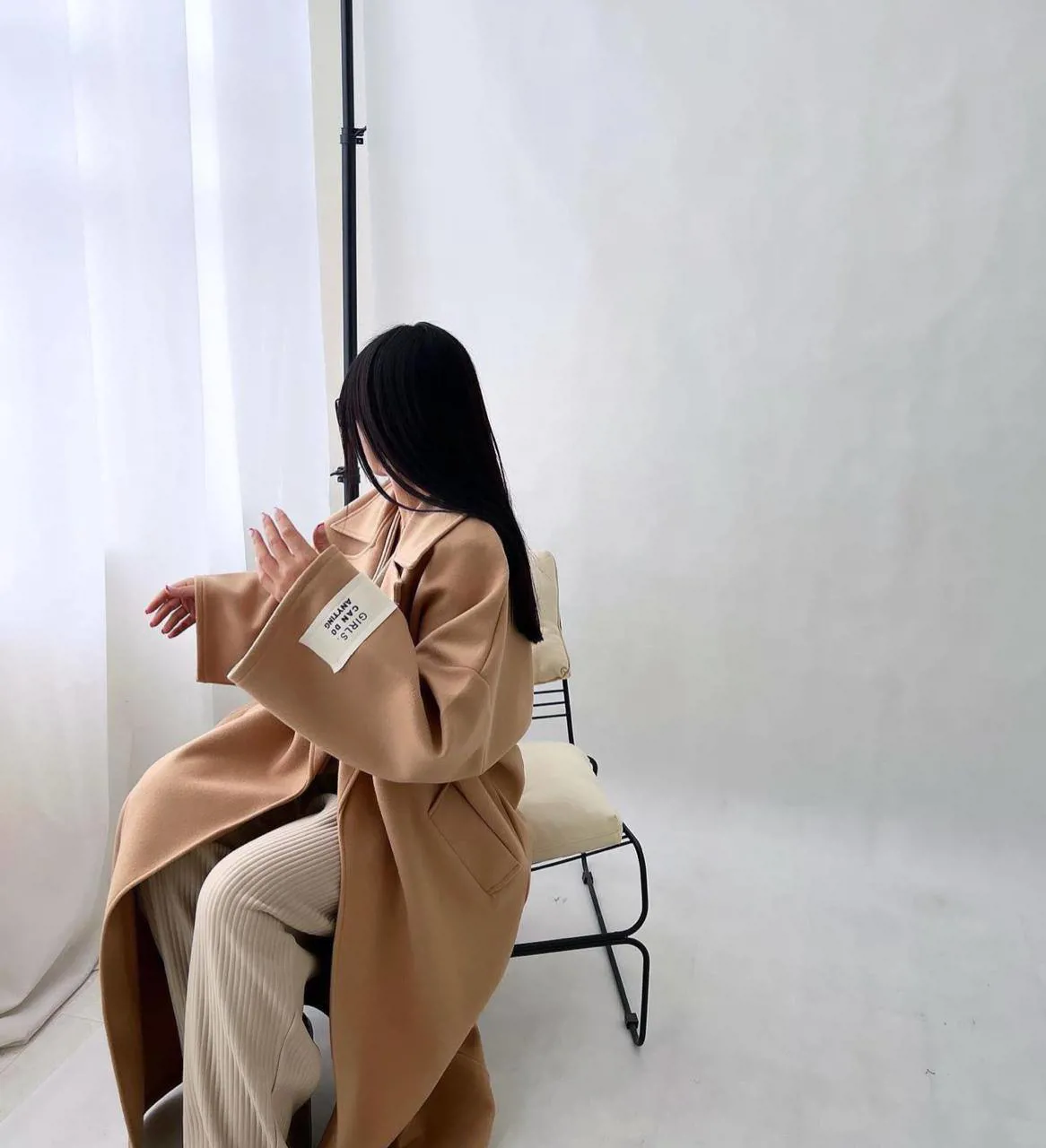 كوت جوخ بعلامة مميزة _بيج كافيه