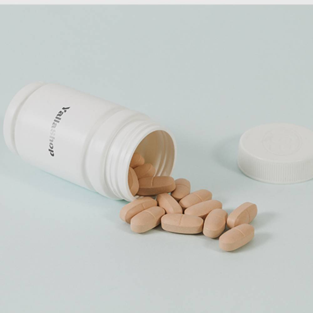 Collagen pills and vitamin C orange flavor to improve the complexion