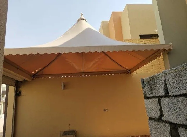 مظلات متنوعة