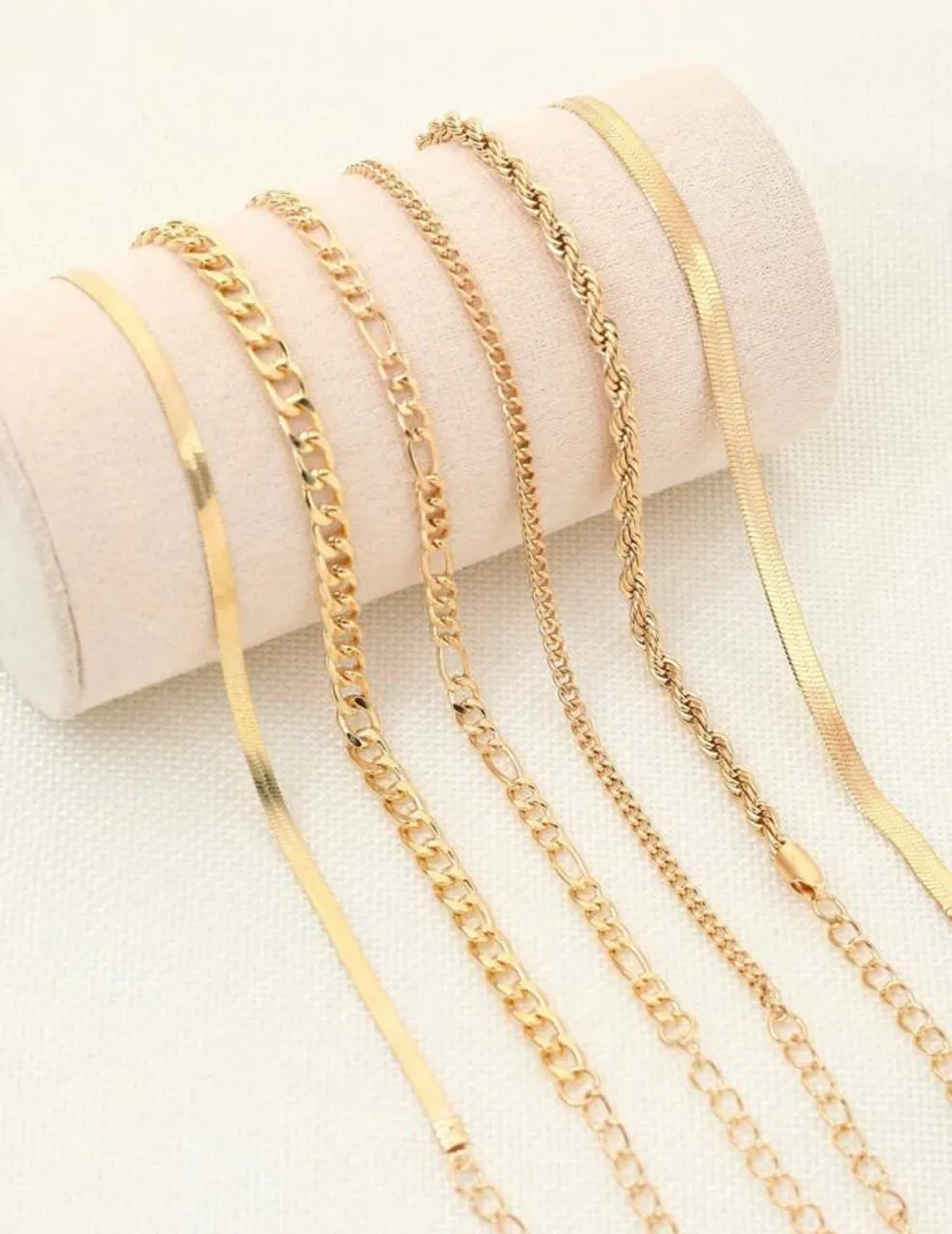 مجموعه أساور عصرية مكونة من 6 قطعهلي طراز بانك بسيط مقابل للصدأ من ماء الذهب