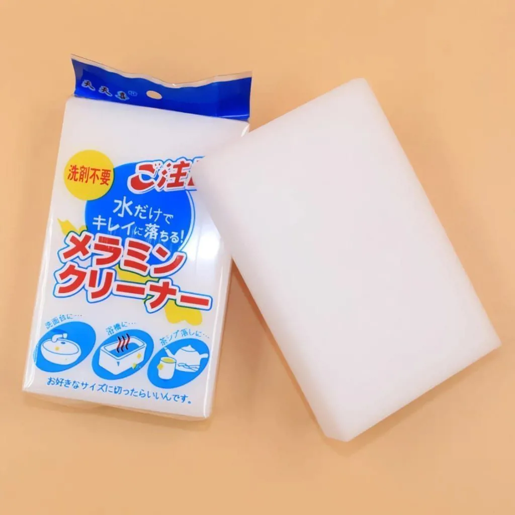 سفنجة سحرية لتنظيف الزجاج من الداخل والخارج