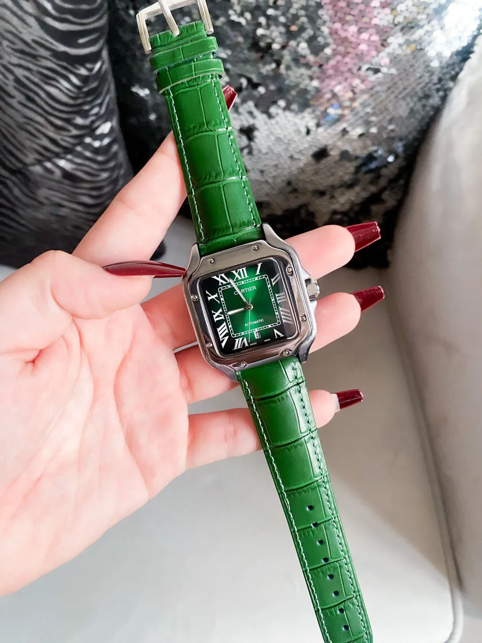 كارتير جلد_اخضر_اخضر