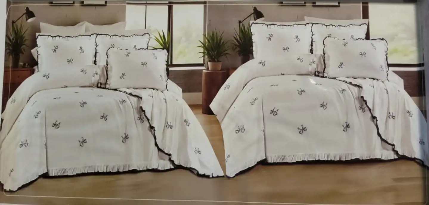 طقم سرير اطفال تركى 6 قطع عدد 2 ملاية مقاس 240×220 سم عدد 2 خدادية عدد 2 كيس مخدة _ Copy